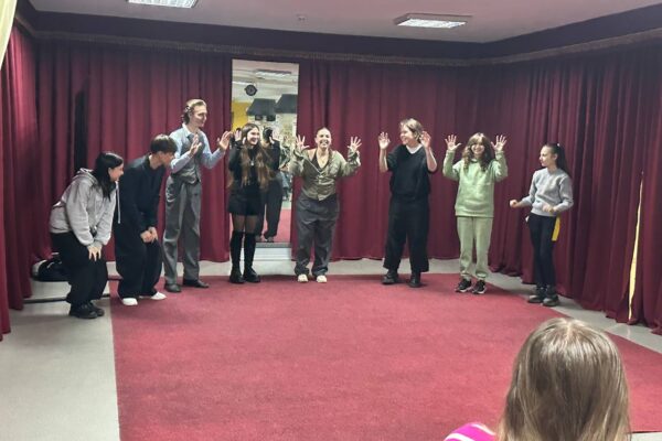 Театральна педагогіка